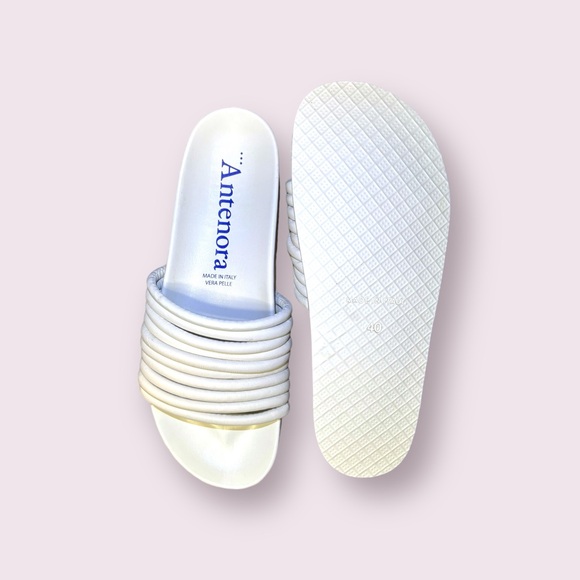 Antenora White Slides - Picture 1 of 3